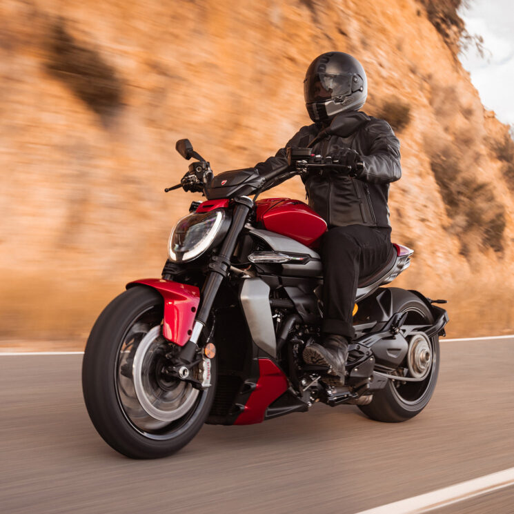 2025 Ducati XDiavel V4 super cruiser