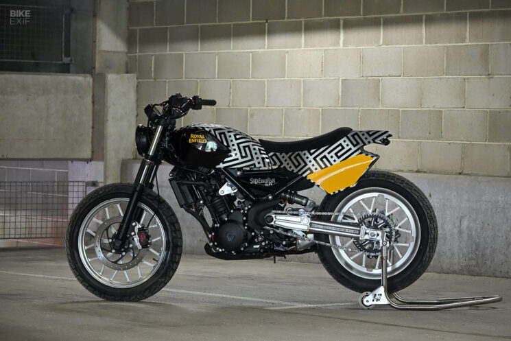Sideburn Magazine's Royal Enfield Guerrilla 450 street tracker