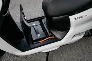 Zero LS1 electric scooter, presented at EICMA 2025