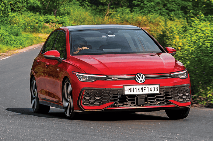 Volkswagen Golf GTI front quarter