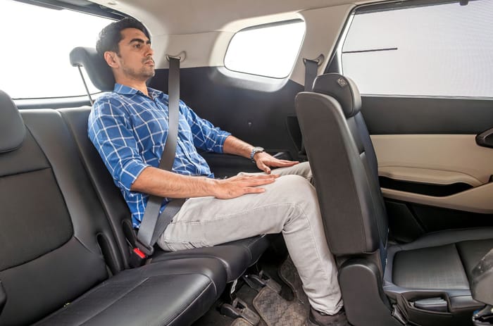 Kia Carens Clavis petrol third row seats