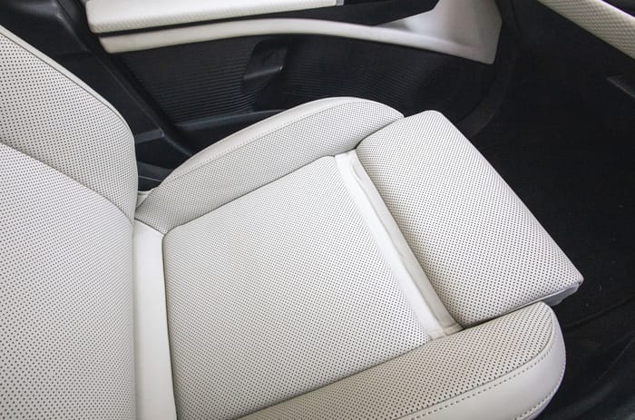 Tata Sierra front seats